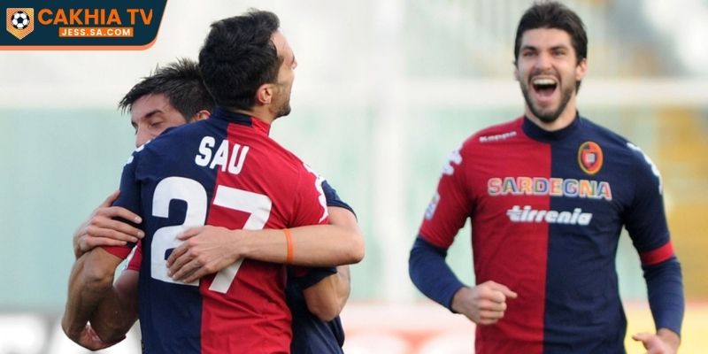 Soi kèo Cagliari vs Napoli (22/03/2026): Dự đoán chi tiết 2 Hàng thủ Cagliari bộc lộ nhiều khoảng trống đáng lo