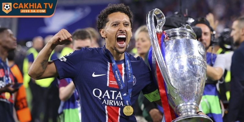 Top 7 trung vệ hay nhất thế giới 2026 2 Marquinhos là thủ lĩnh lâu năm tại Paris Saint-Germain